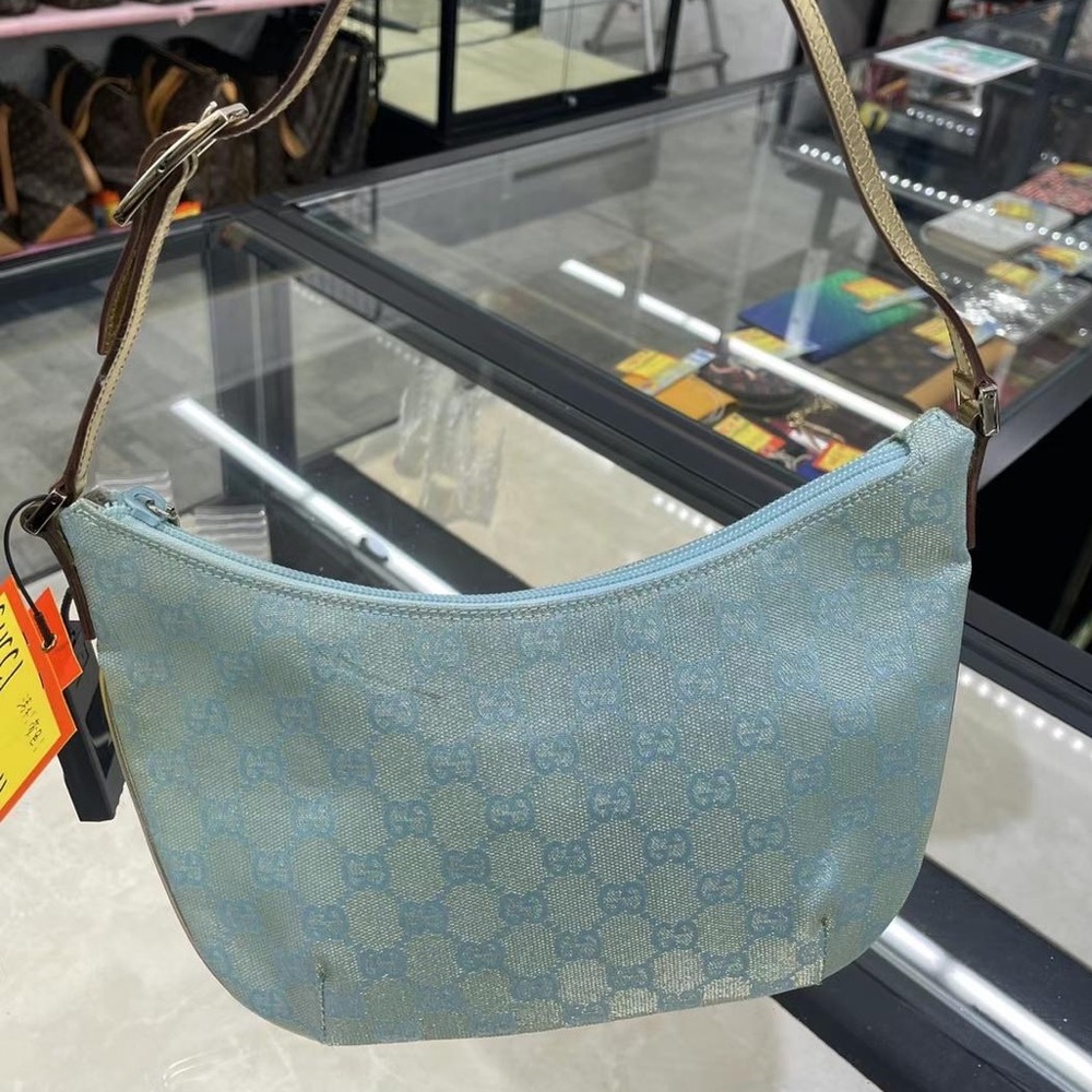 Authentic‼️Vintage Gucci bag 🤩 Tiffany blue - Picture 4 of 17